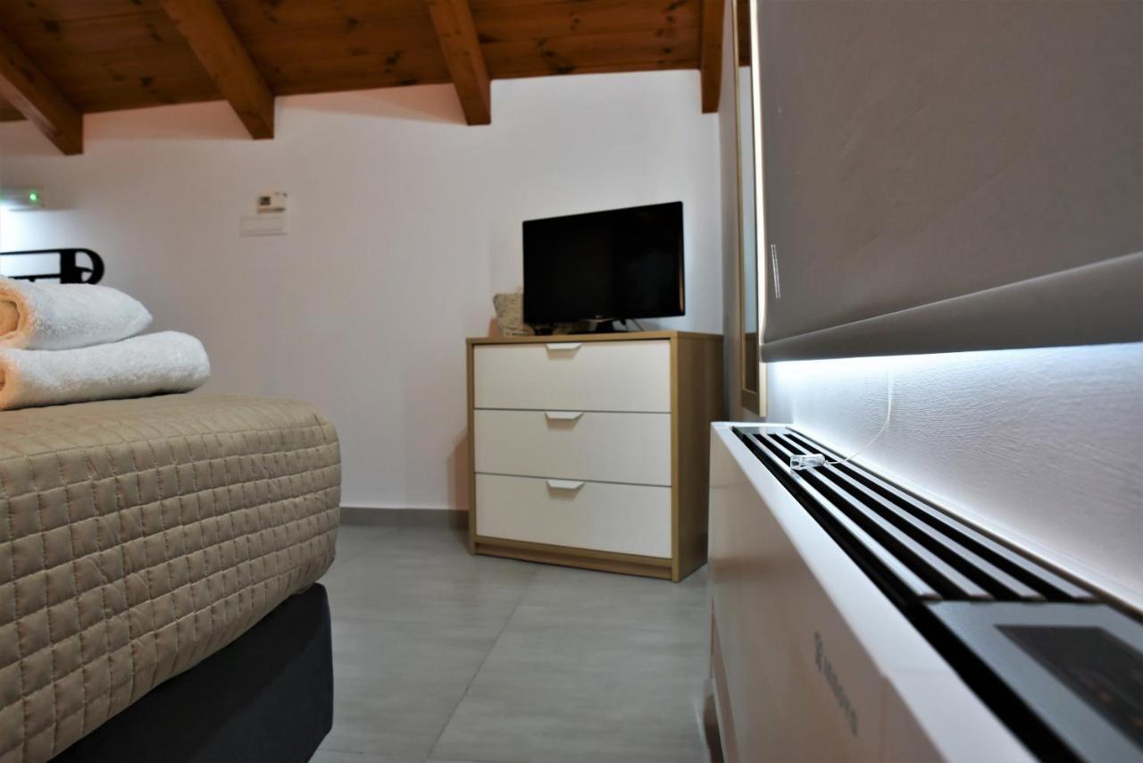 Messinian Horizons Apartment มาราโธโพลิส ภายนอก รูปภาพ